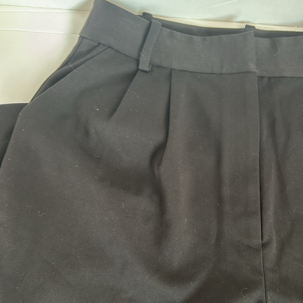 Favorite Daughter black pleated trouser pant side pocket back pocket clasp close - Picture 2 of 16